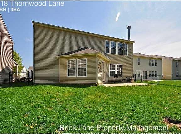 3rd image of 718 Thornwood Ln