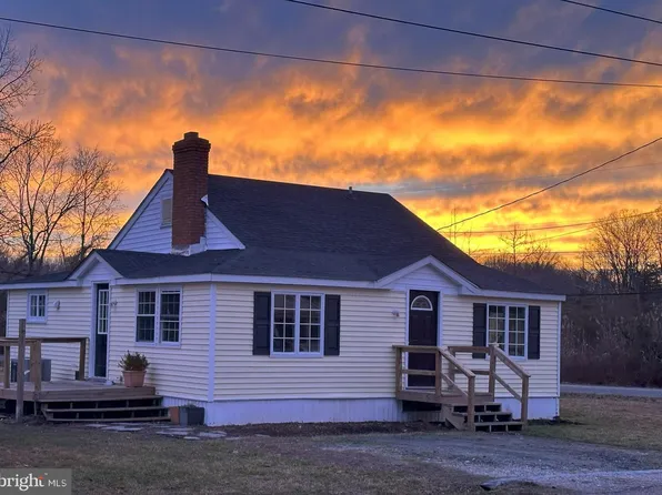 1505 Baker Rd, Shady Side, MD 20764