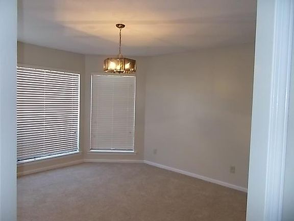 2nd image of 367 Yesterhouse Dr