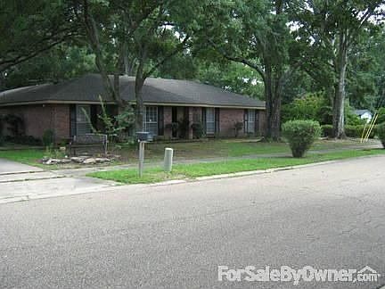 2nd image of 200 Bambi Dr