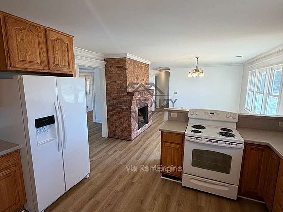 5th image of 15326 Tidewater Trl