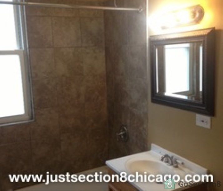 2nd image of 8700 S Manistee Ave APT 1