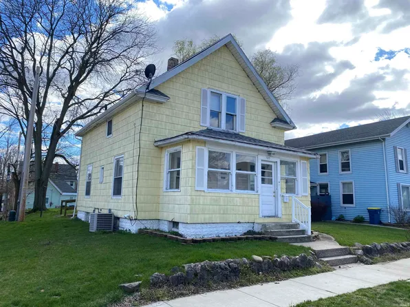 109 W Battell St, Mishawaka, IN 46545