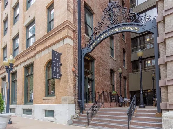 308 W 8th St APT 304, Kansas City, MO 64105