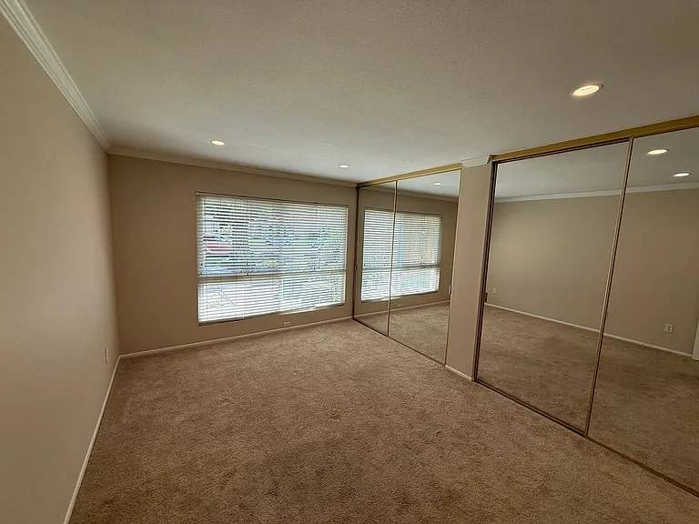 11109 Village 11 — Photo 14