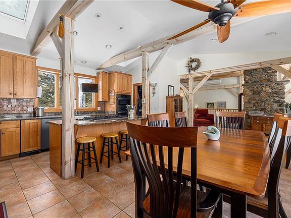 3rd image of 1808 E Ministerial Rd