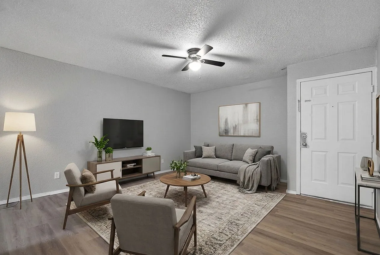 True North Apartments — Photo 1