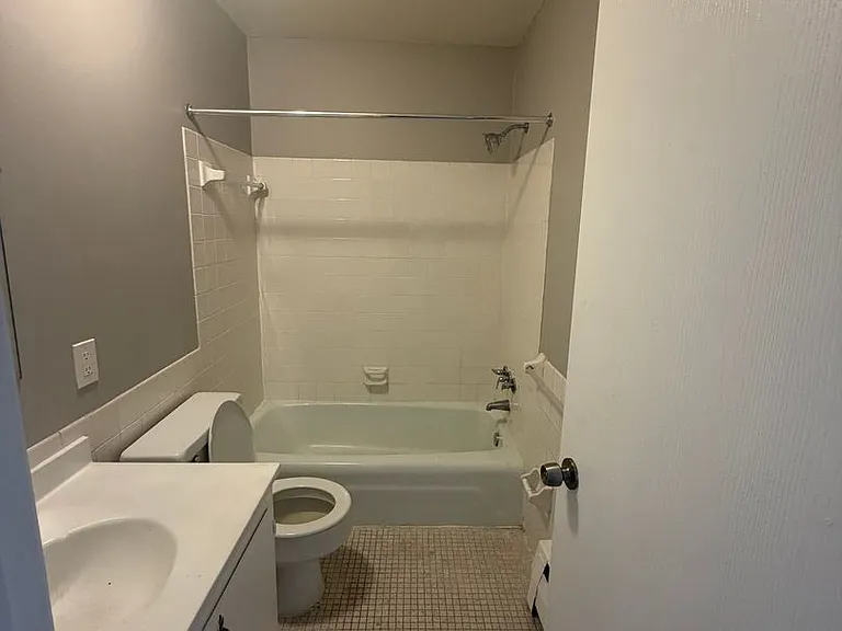 1053 County Road D E — Photo 9