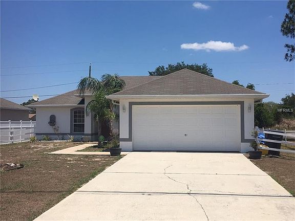2nd image of 1703 Sail Ct