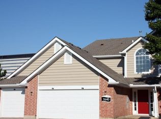 52 Aster Dr APT 1915, Schaumburg, IL 60173