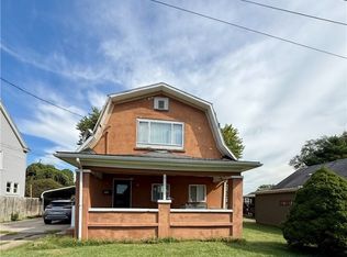 813 16th St, Vienna, WV 26105