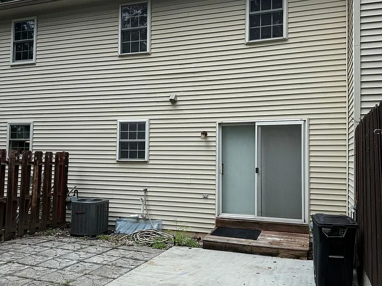 809 Rockwood Dr — Photo 18