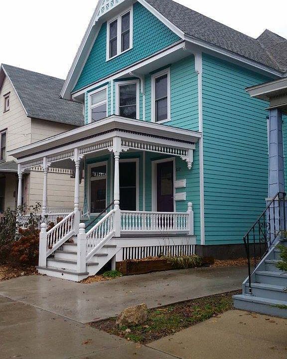 Front of building at 837 E Johnson St