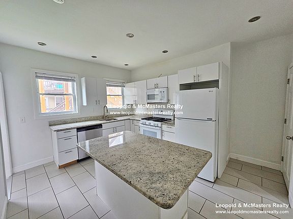 4th image of 14 Ashford St APT 3