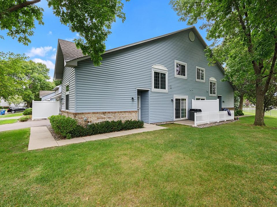 1st image of 2592 Bedford Ct