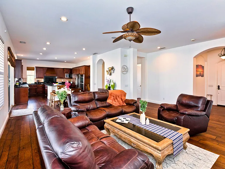 134 Tesori Dr — Photo 2