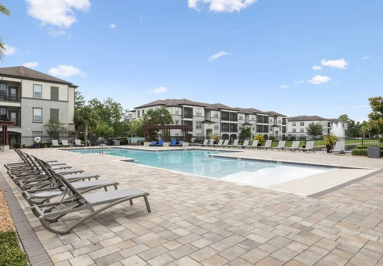 Lantower Grande Pines — Photo 4