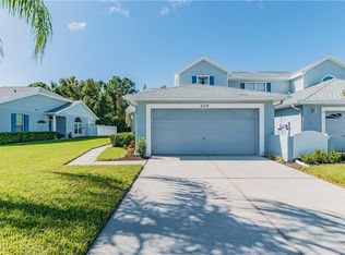 229 Hemingway Dr, Oldsmar, FL 34677