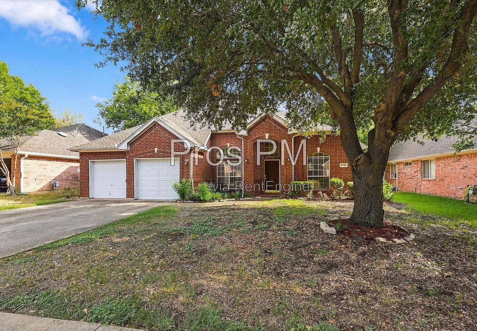 4 bed, 2.5 bath, 2204 sqft, $2,600 — Photo 2