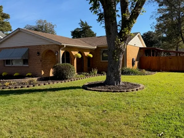 1218 Myrtle Ave, Chesapeake, VA 23325