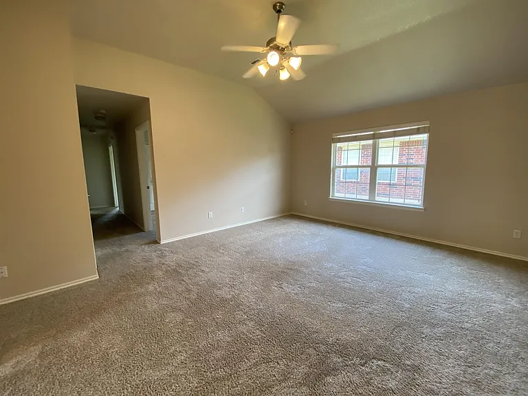 4100 Applegate Dr — Photo 6