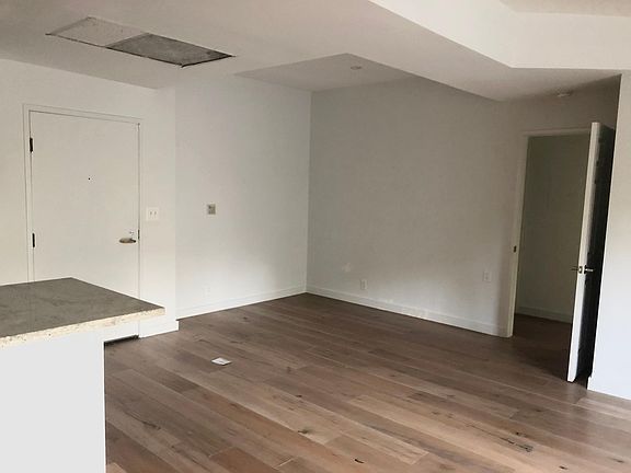 5th image of 884 Palm Ave #Pm204