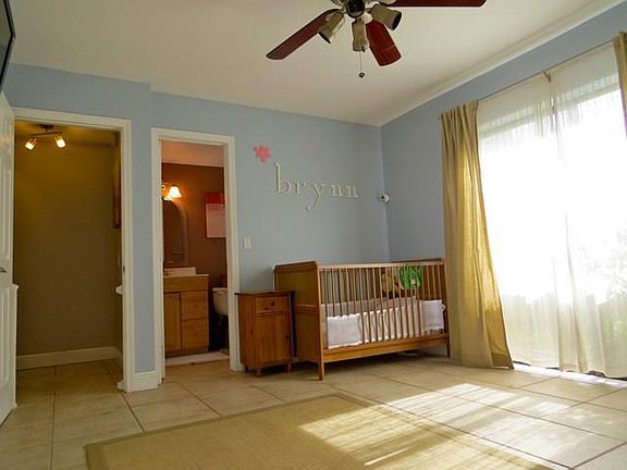 5th image of 400 Valencia Ave APT 7