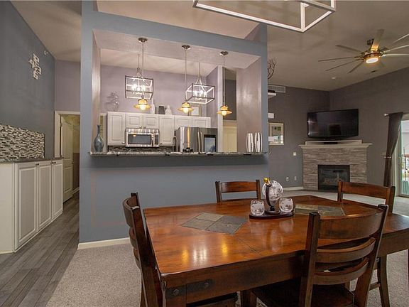4th image of 6350 Coachlight Dr Unit 2302