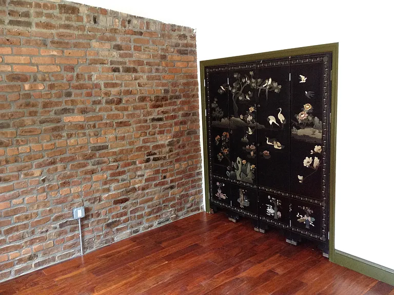 28 Croton Ave #3 — Photo 4