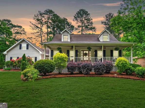 1870 Shoreline Trce, Grayson, GA 30017