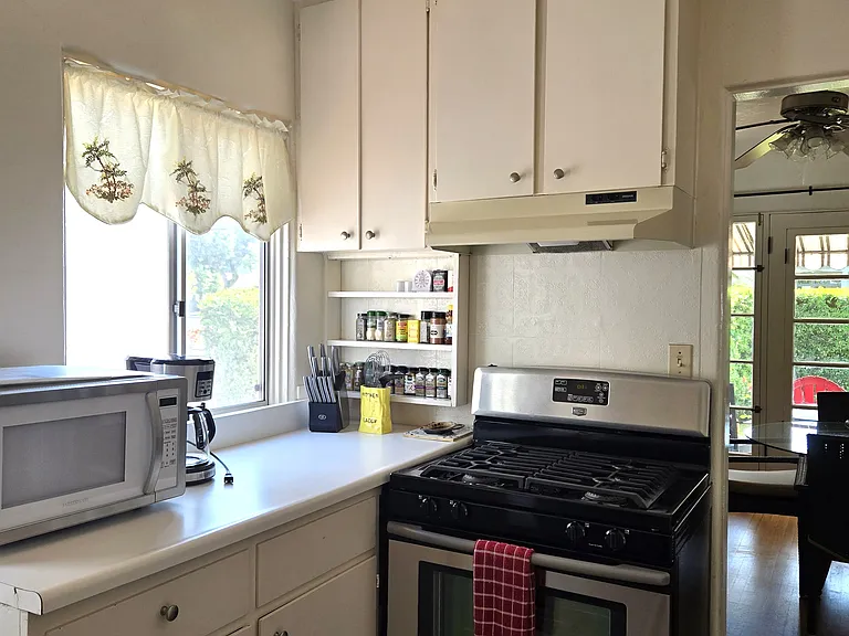 676 J Ave — Photo 20