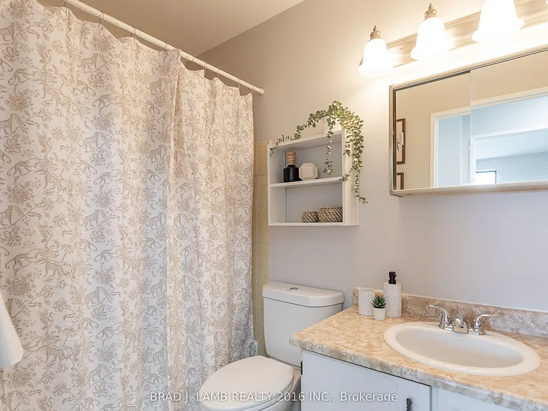 35 Bredin Pkwy N #604 — Photo 7