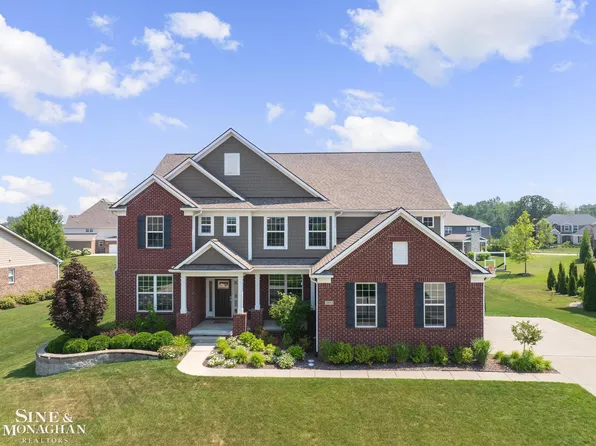 3510 Kingsdale Blvd, Lake Orion, MI 48360