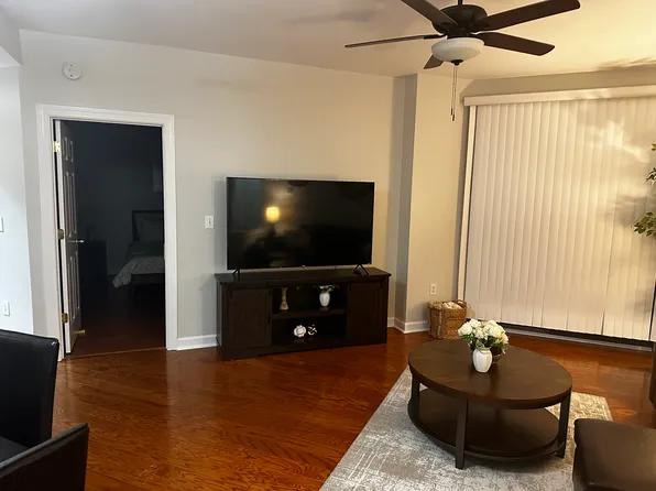 718 Trade St, Charlotte, NC