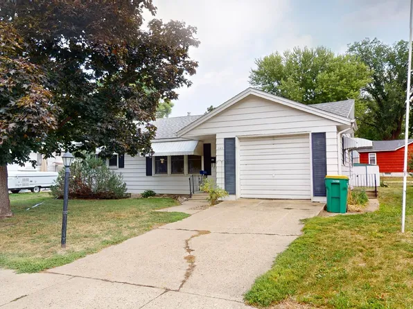 106 N 5th Ave, Albert Lea, MN 56007