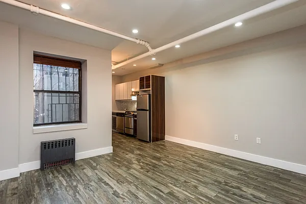 Rented by Nooklyn NYC LLC | media 10