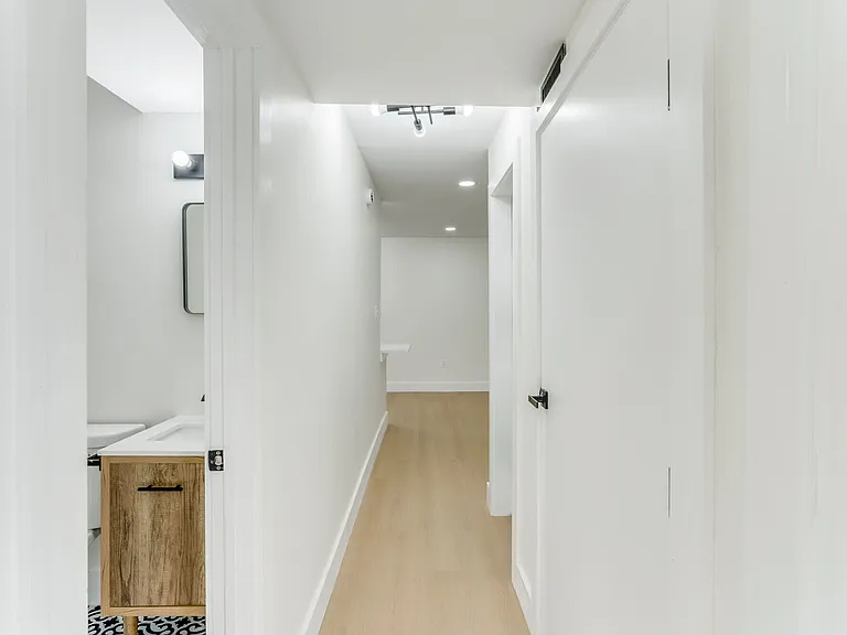 Indian Oaks Townhomes — Photo 20