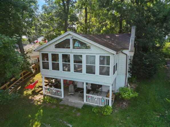 6485 N 300 E, Howe, IN 46746