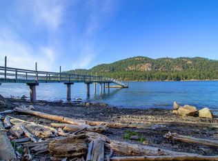 6903 Shark Rd, Southern Gulf Islands, BC V0N 2M2