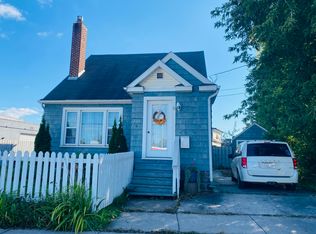 215 Ridge St, Sault Sainte Marie, MI 49783