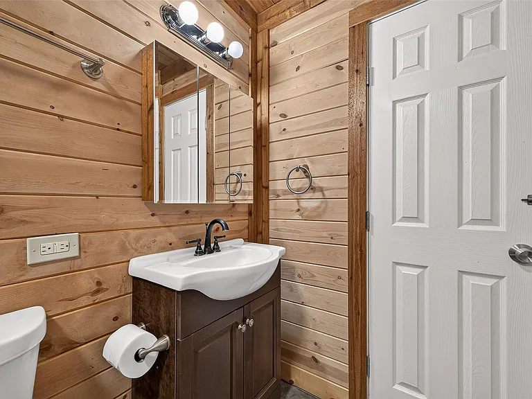 10031 Prospect Hill Dr — Photo 27
