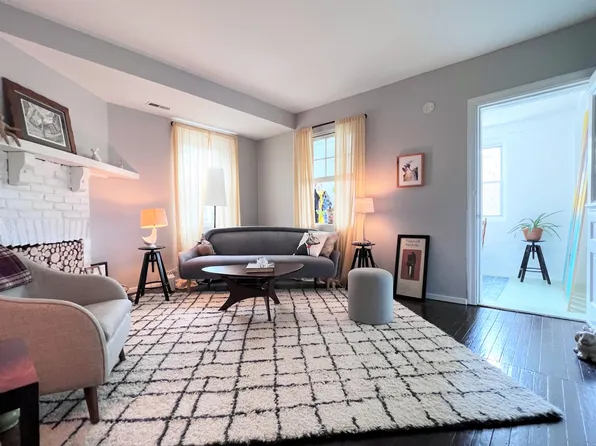 539 Carpenter Ln #F2, Philadelphia, PA 19119