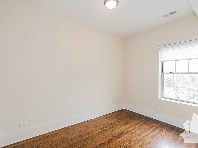 3451 N Wolcott — Photo 7