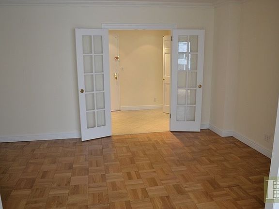 3rd image of 60 W 57th St APT 7M