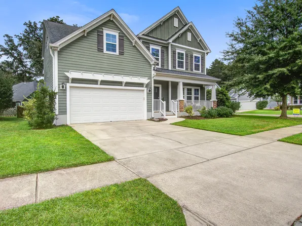 202 Center Hill Ct, Summerville, SC 29485
