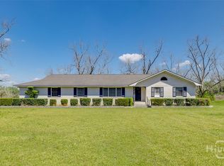 820 E Barnard Street, Glennville, GA 30427