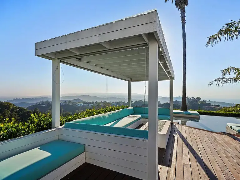 Shade and serenity await in the plush cabana seating. Relax and unwind in absolute comfort.