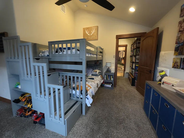 Upstairs Bedroom 1
