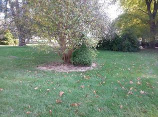 8853 Monclova Rd, Monclova, OH 43542