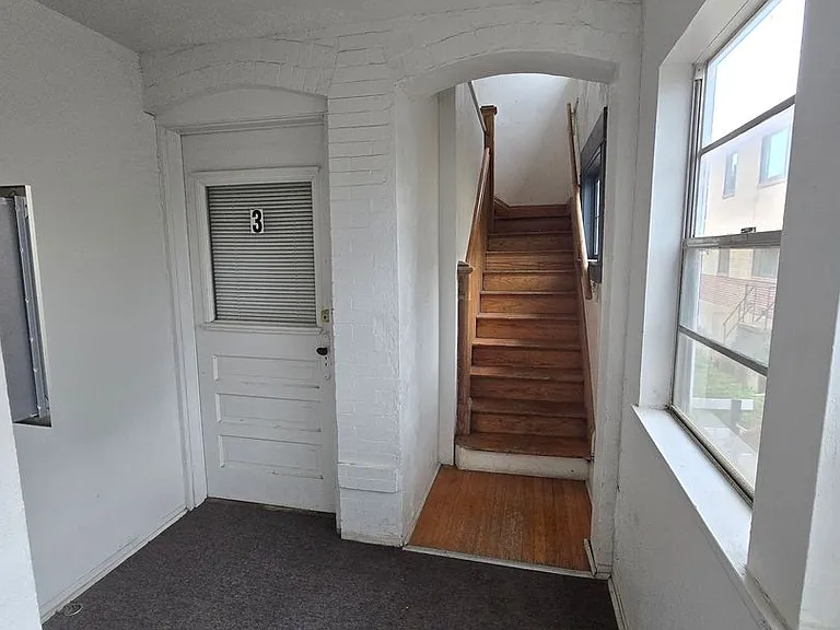 1036 14th — Photo 2